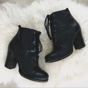 Chinese Laundry Elise Combat Boots | Black Booties